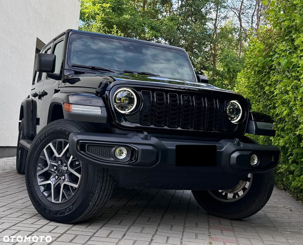 Jeep Wrangler - 2