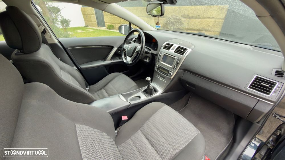 Toyota Avensis SW 2.0 D-4D - 10