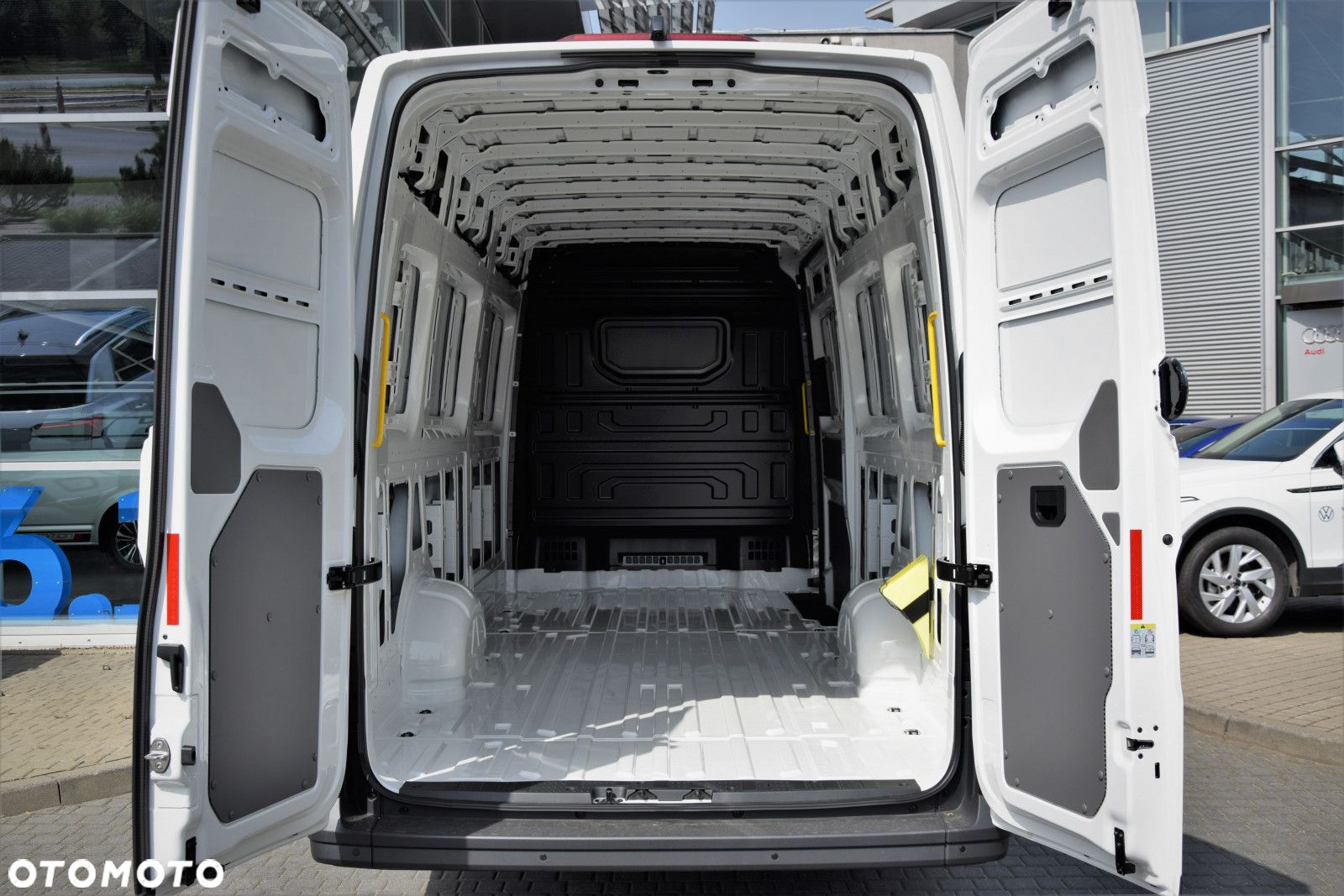 Volkswagen Crafter 2.0 TDI Automat 4Motion - 9