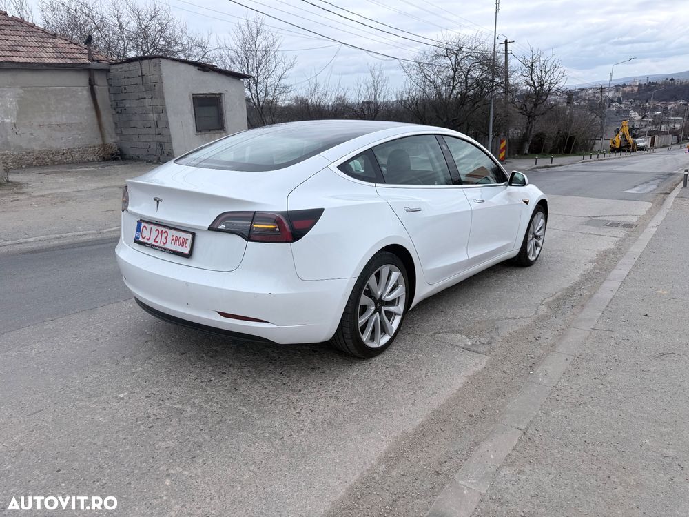 Tesla Model 3 Standard - 5
