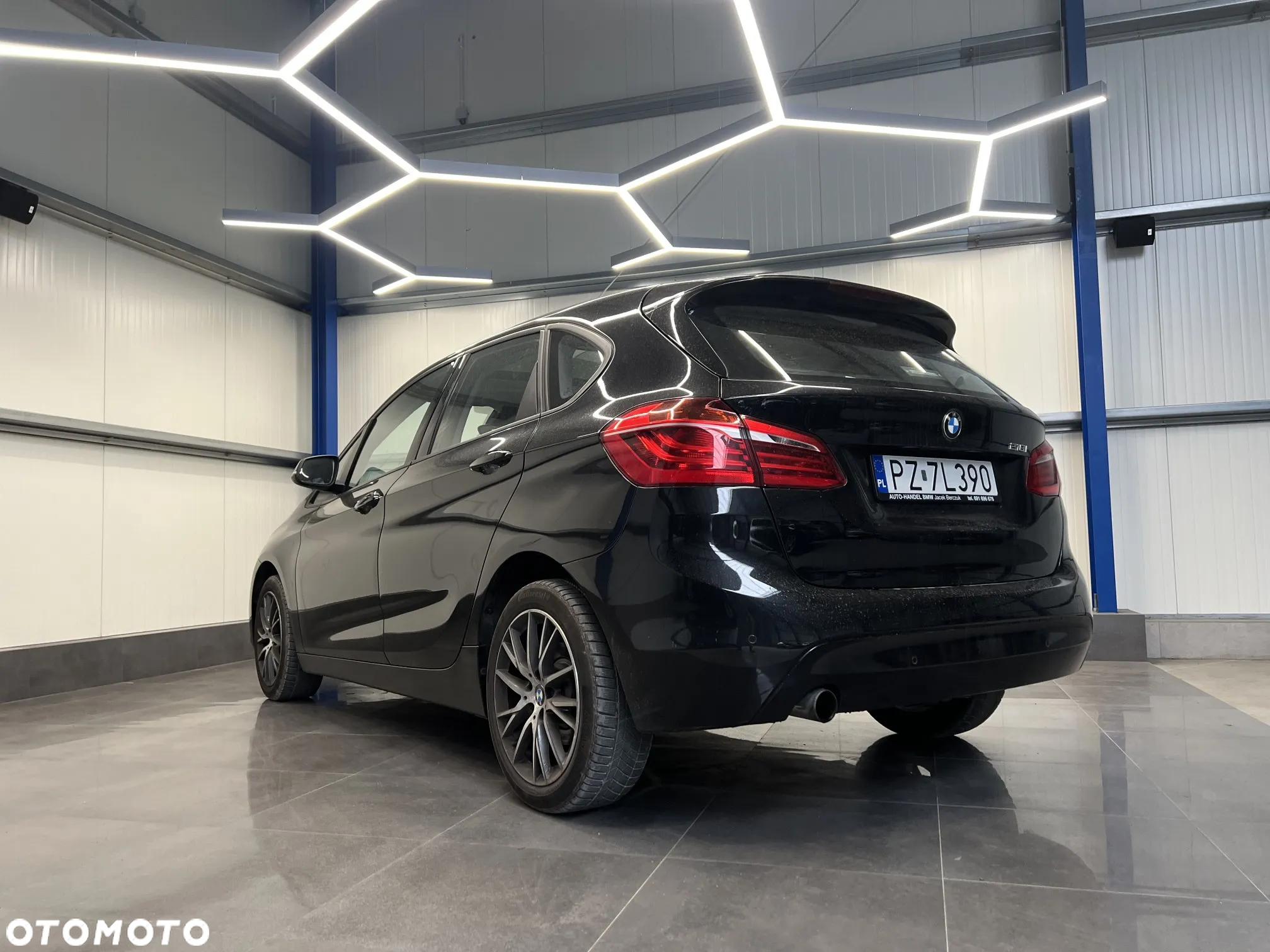 BMW Seria 2 218i Advantage - 12