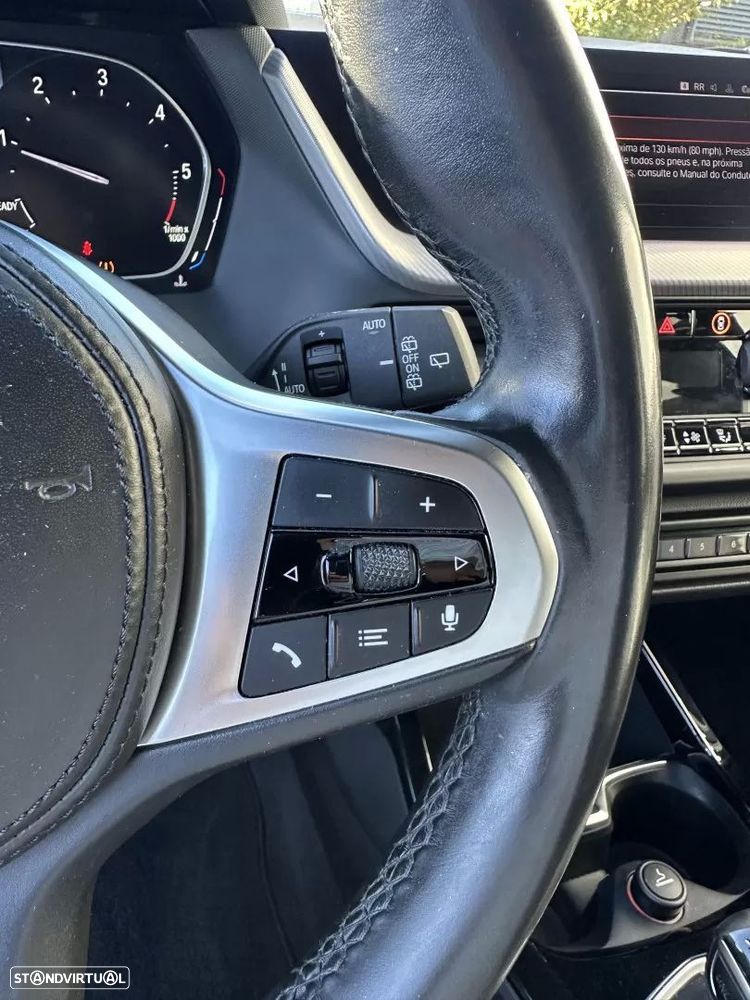 BMW 116 d Pack Desportivo M Auto - 34