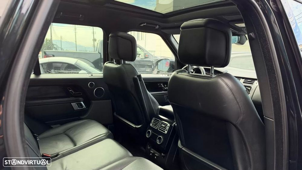 Land Rover Range Rover P400e Plug-in Vogue - 13