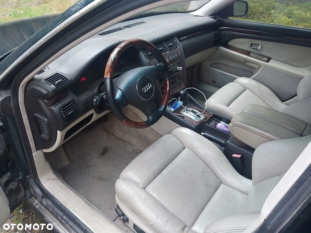 Audi A8 3.7 Quattro Tiptronic - 5