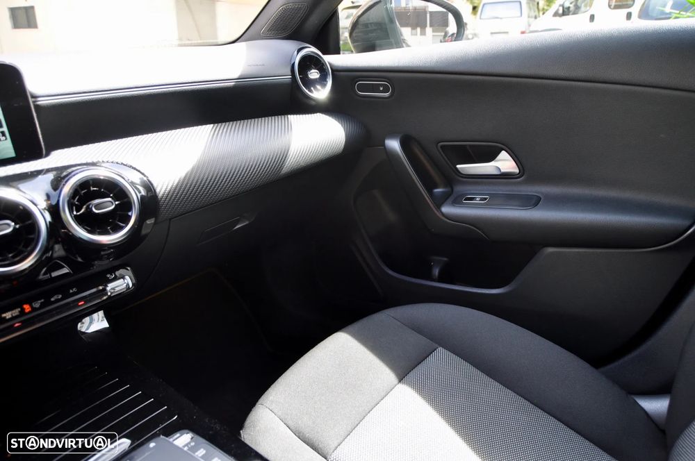 Mercedes-Benz CLA 180 d Shooting Brake Style Aut. - 17