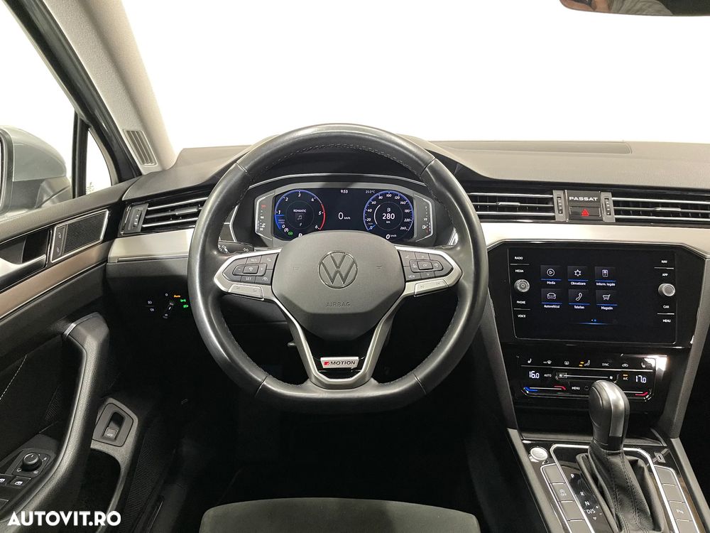 Volkswagen Passat 2.0 TDI DSG 4Mot Highline - 7