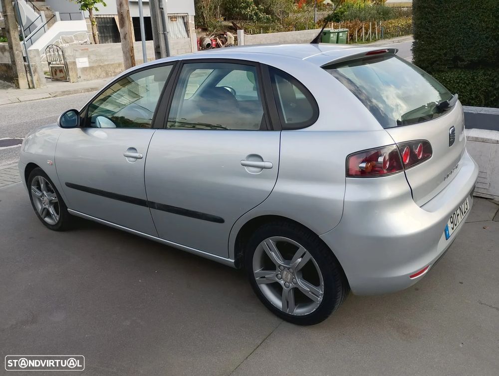 SEAT Ibiza - 4