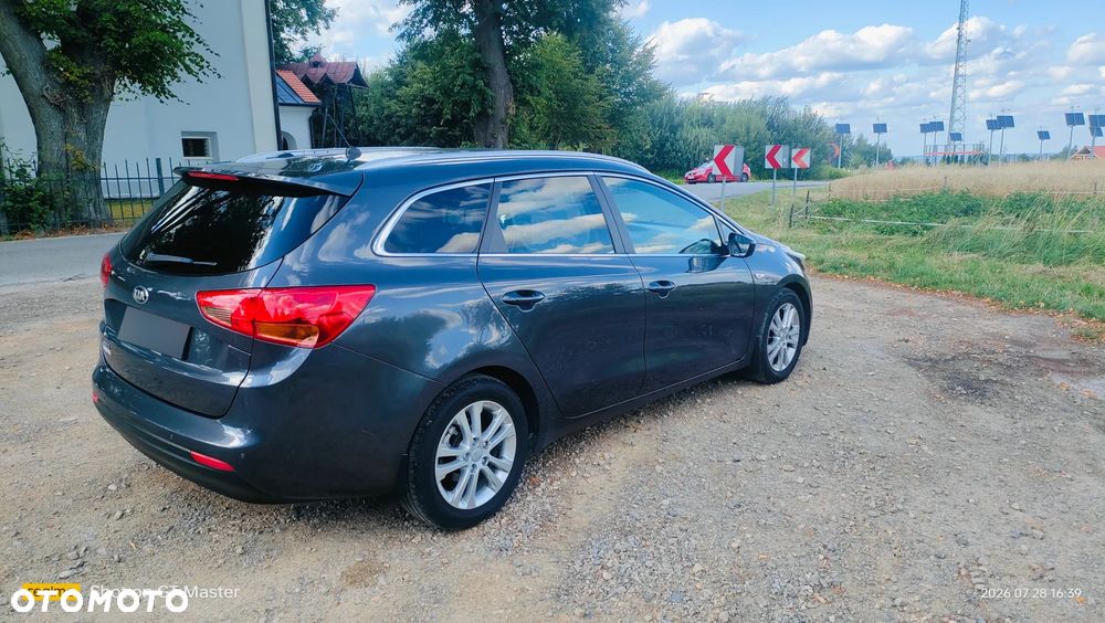 Kia Ceed - 7