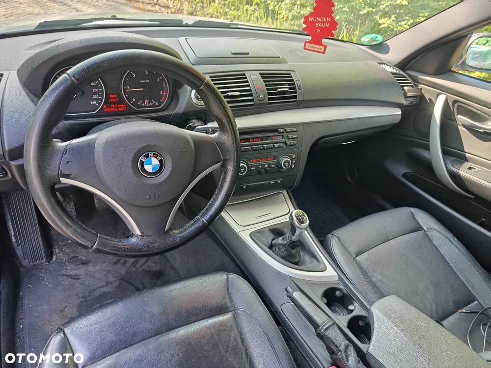 BMW Seria 1 118d - 10