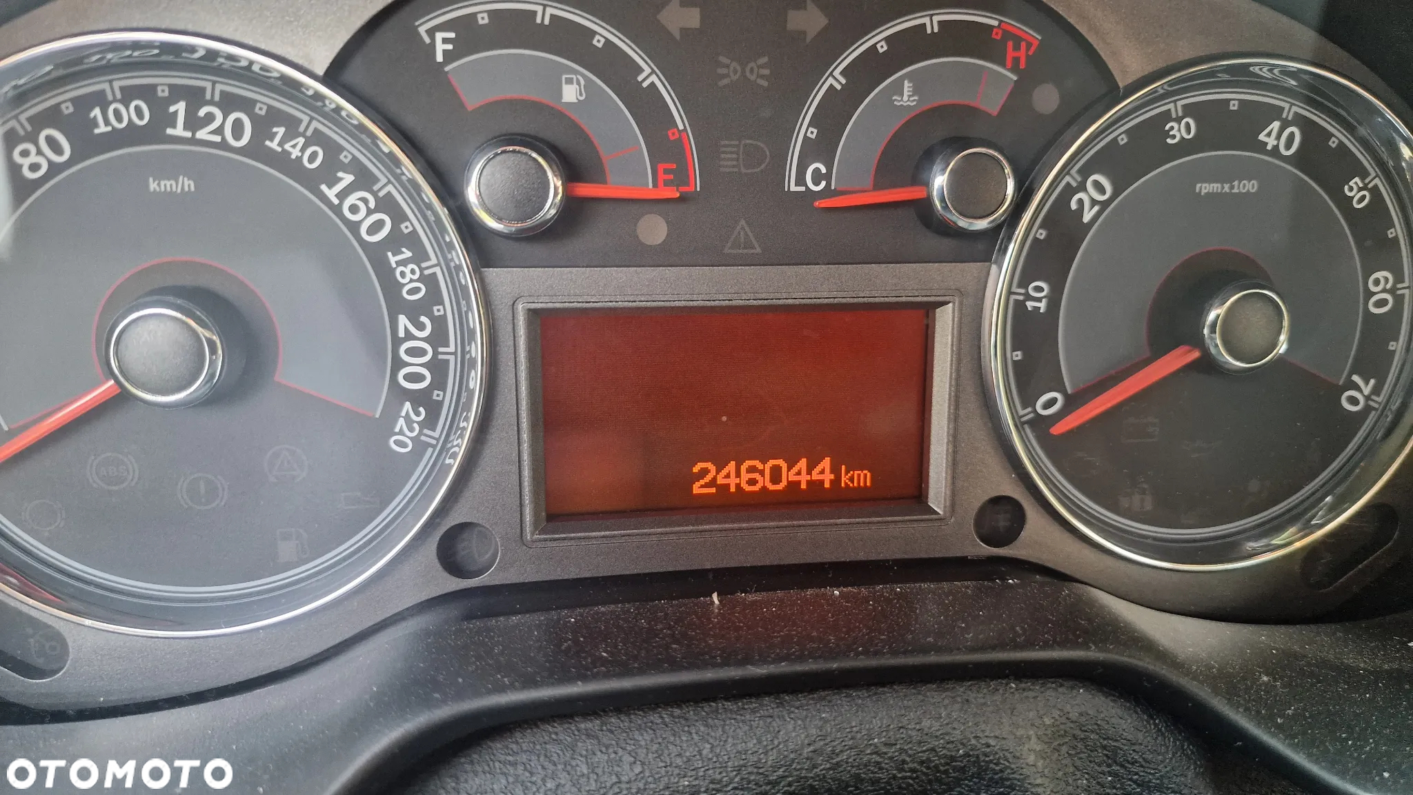 Fiat Linea 1.4 T-Jet 16V Dynamic - 12