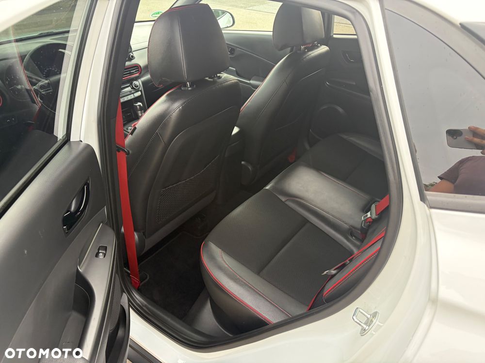 Hyundai Kona 1.6 T-GDI DCT 4WD Premium - 19
