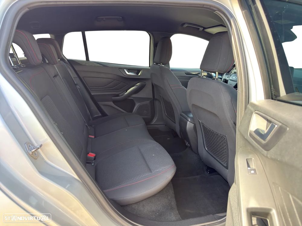 Ford Focus SW 1.5 TDCi ST-Line - 17