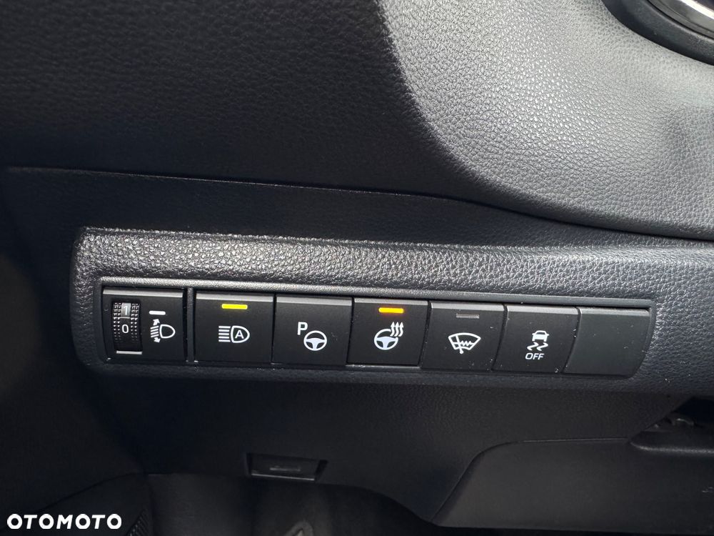 Toyota Corolla 1.8 Hybrid Executive - 13