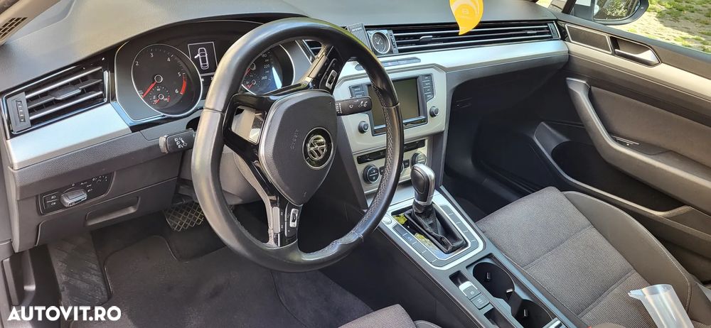 Volkswagen Passat 1.6 TDI (BlueMotion Technology) DSG Comfortline - 6
