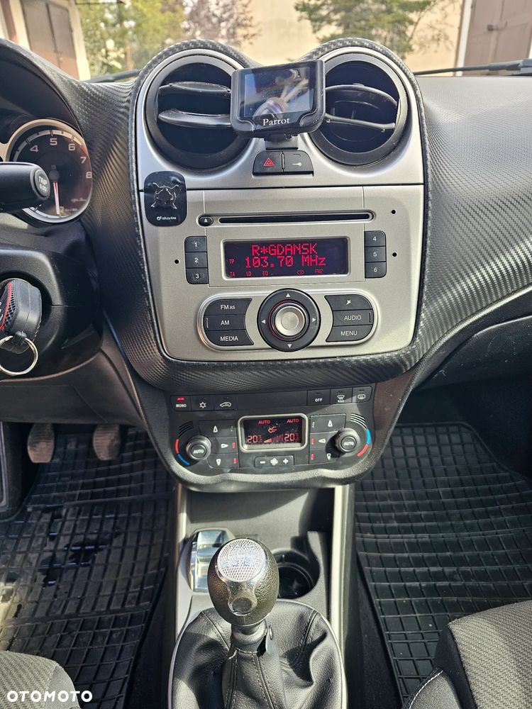 Alfa Romeo Mito 1.4 MultiAir Distinctive - 16