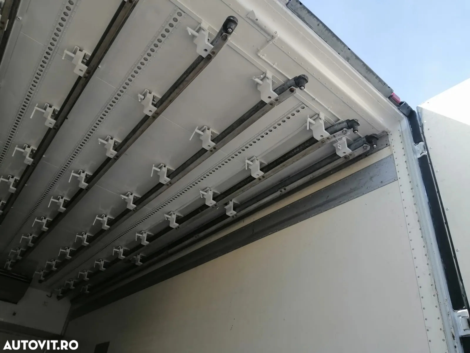 Schmitz Cargobull Container BDF Frigorific, Linii Carcasa/Meat, Thermo King - 17