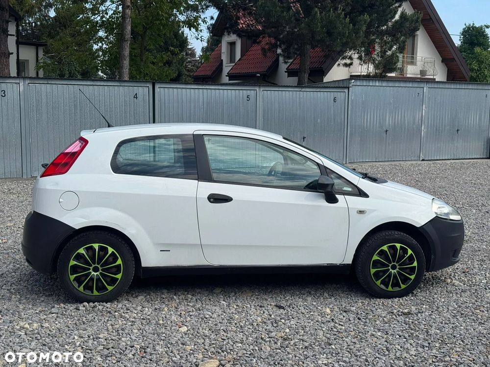 Fiat Punto 1.2 16V Dynamic - 4