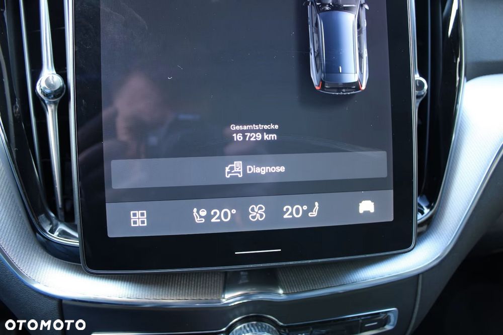 Volvo XC 60 B5 B AWD Plus Black Edition - 17