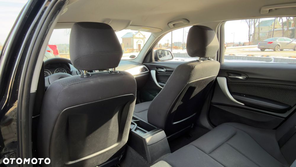 BMW Seria 1 114i - 11