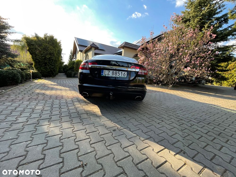 Jaguar XF 2.7 V6 Luxury - 4