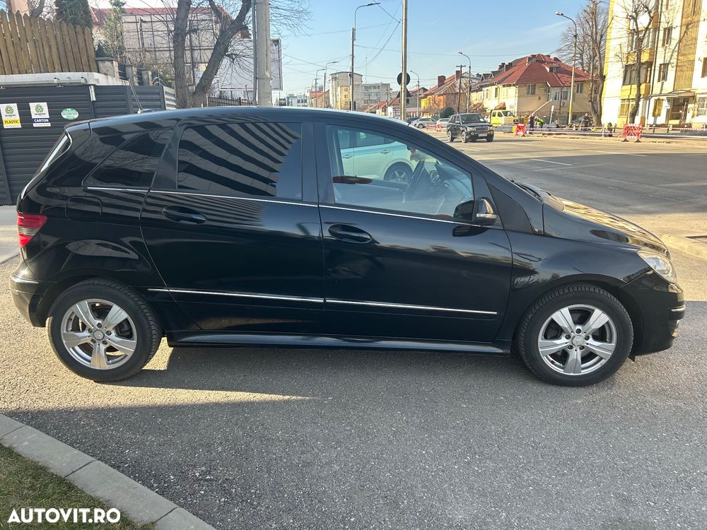 Mercedes-Benz B 200 - 4