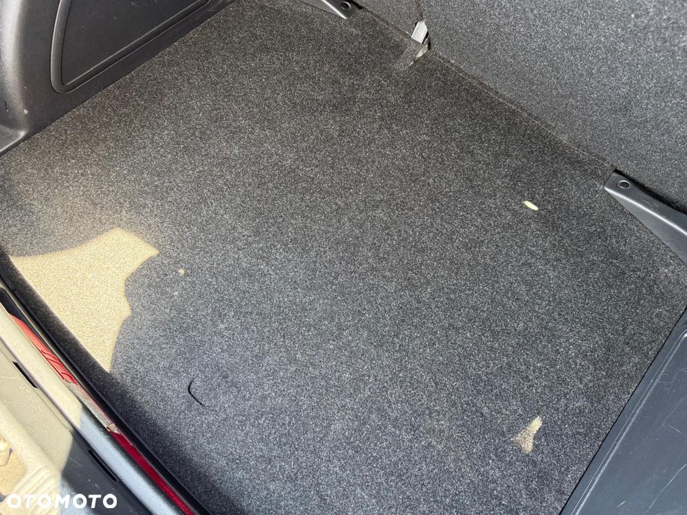 Skoda RAPID Spb 1.2 TSI Ambition - 9