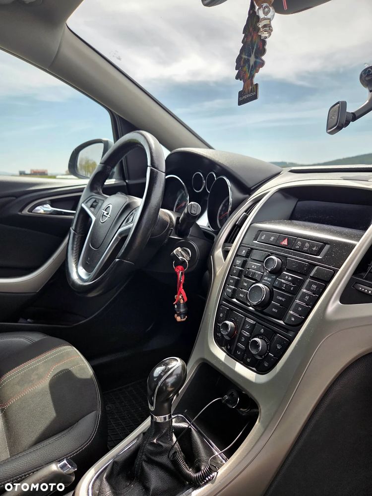 Opel Astra 1.7 CDTI Enjoy - 10