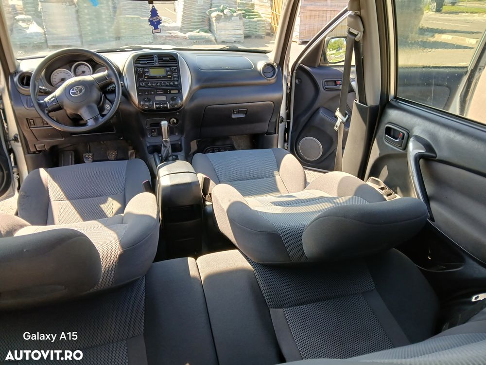 Toyota RAV4 2.0 D-4D Confort - 6