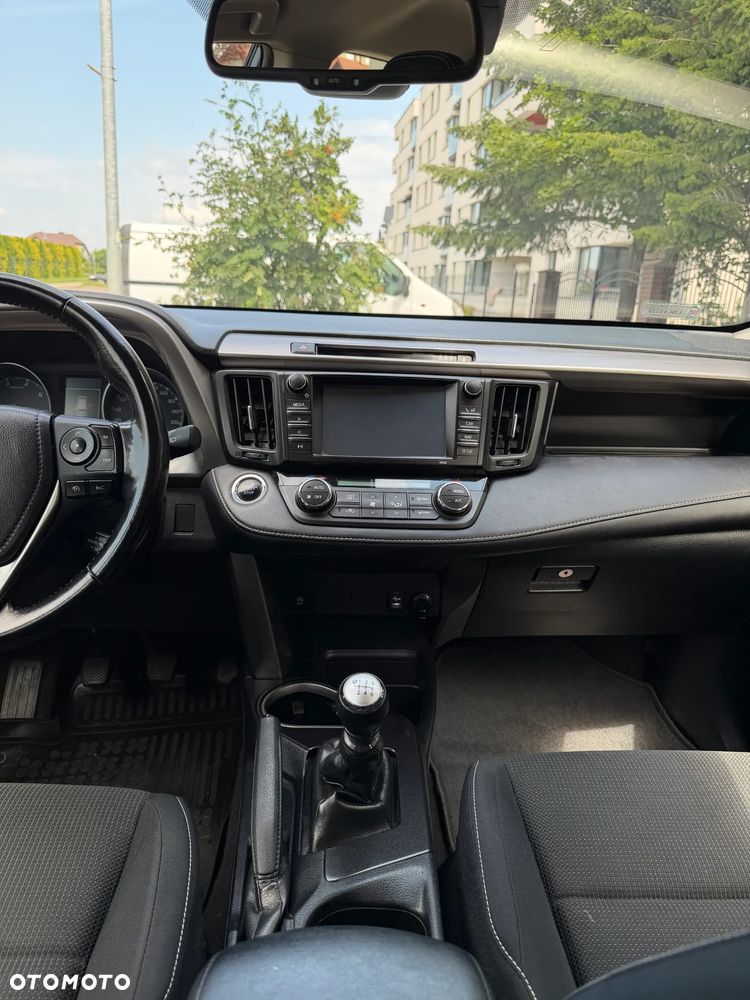 Toyota RAV4 2.0 D-4D Premium 4x2 - 12
