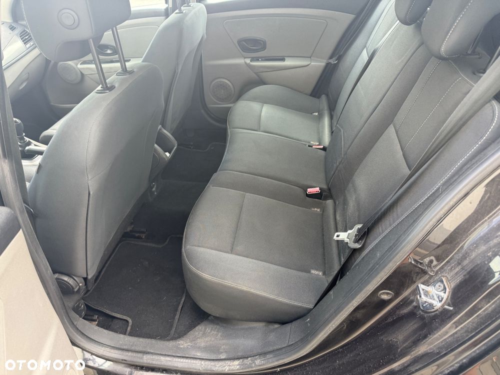 Renault Megane 1.5 dCi Authentique - 11