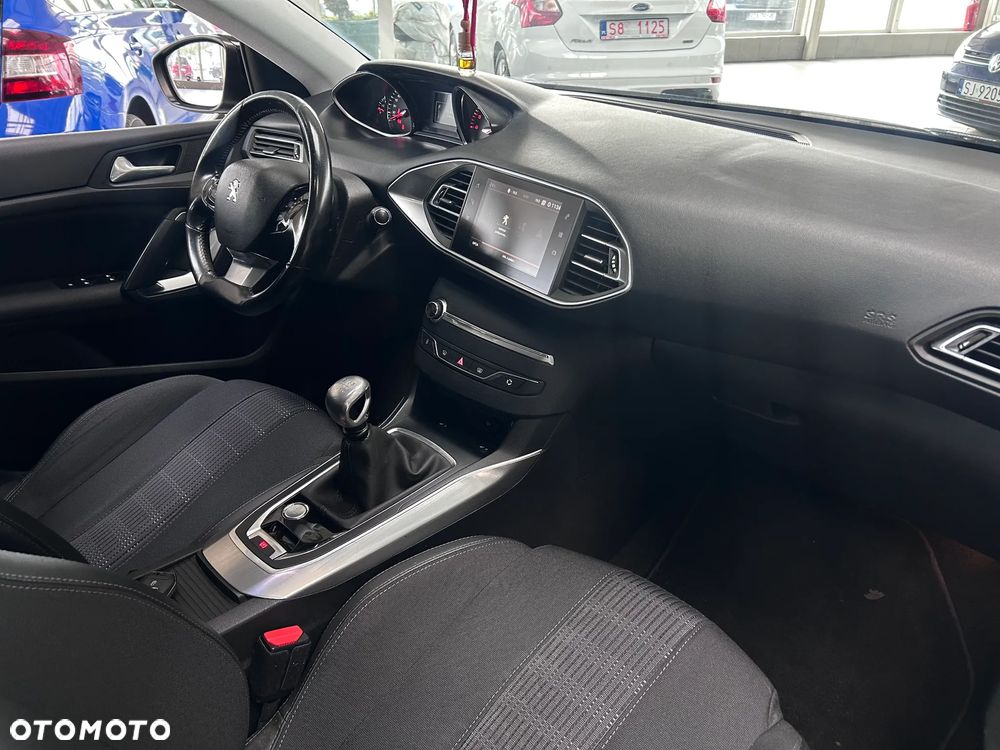 Peugeot 308 BlueHDi FAP 130 Stop & Start Allure - 12
