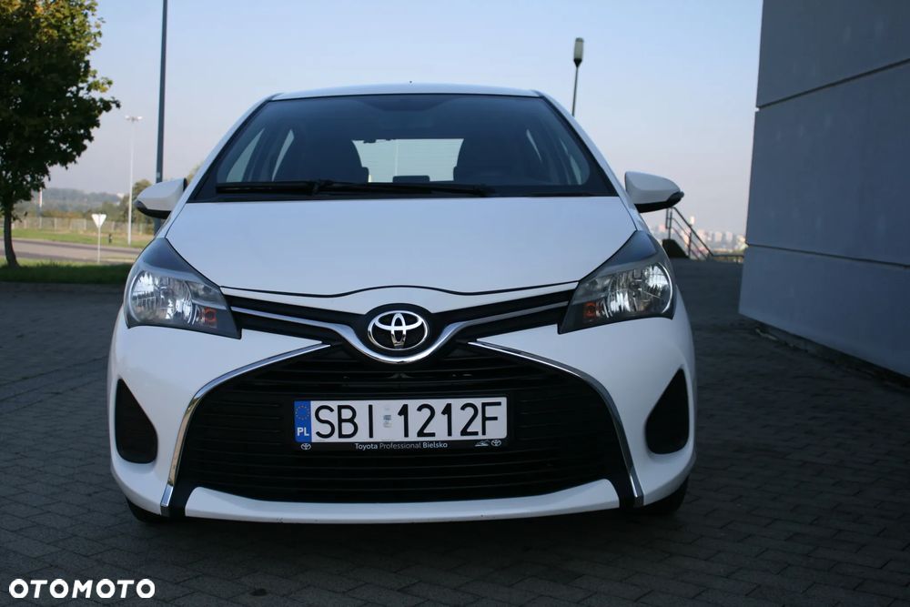 Toyota Yaris 1.0 Premium - 2