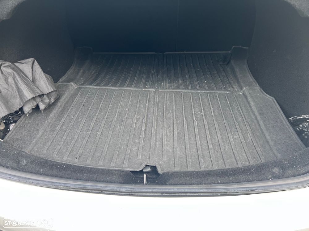 Tesla Model 3 Long Range Tração Integral - 14