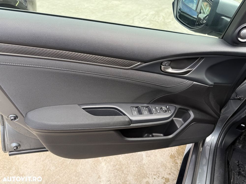 Honda Civic 1.5 VTEC Turbo CVT Sport Plus - 16