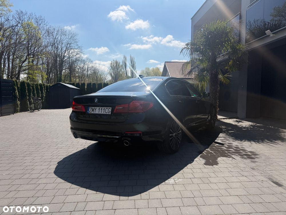 BMW Seria 5 520d Luxury Line sport - 3