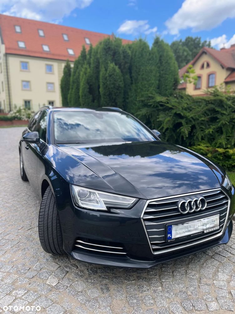 Audi A4 Avant - 1
