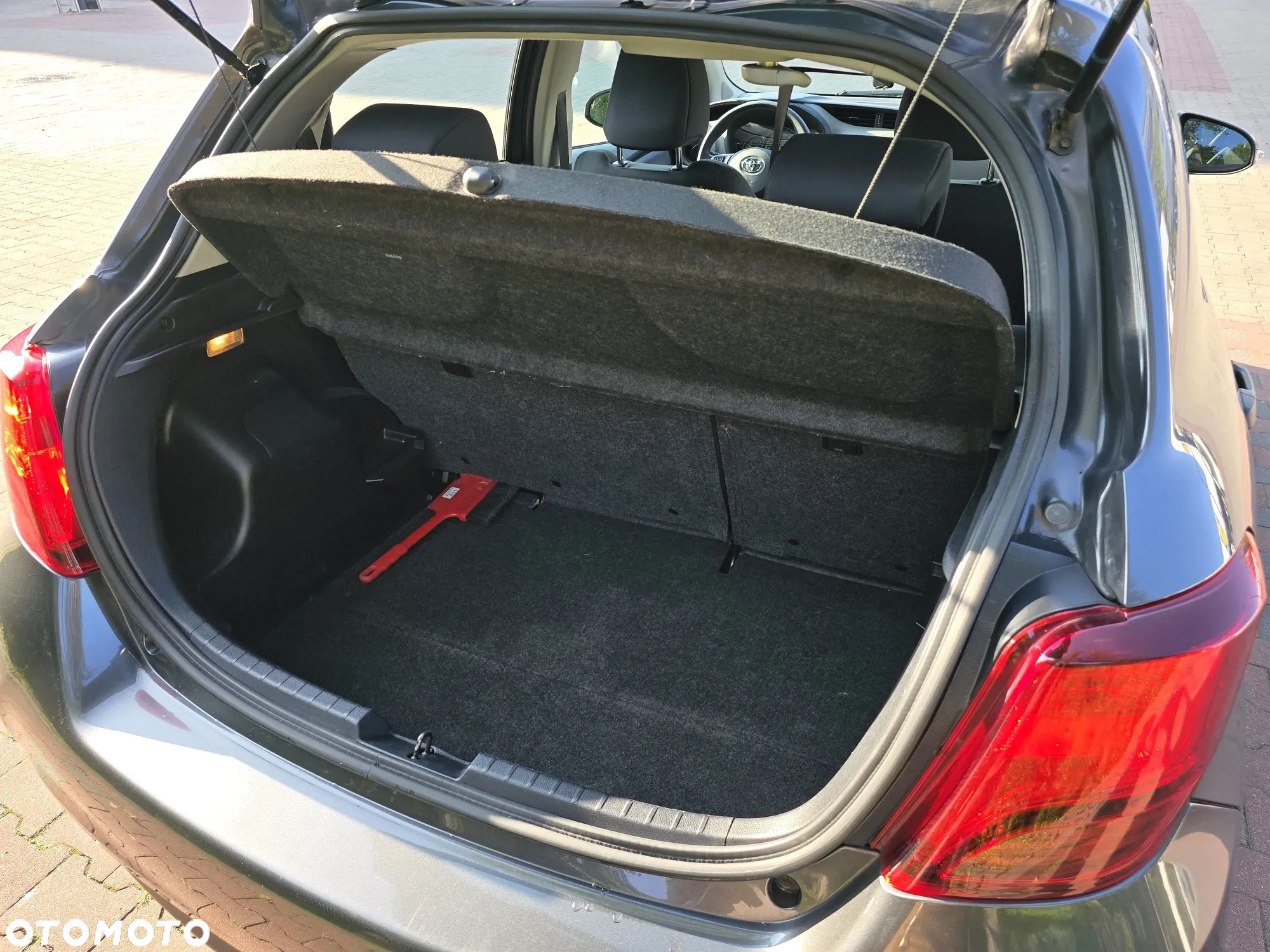 Toyota Yaris 1.0 Life EU6 - 11