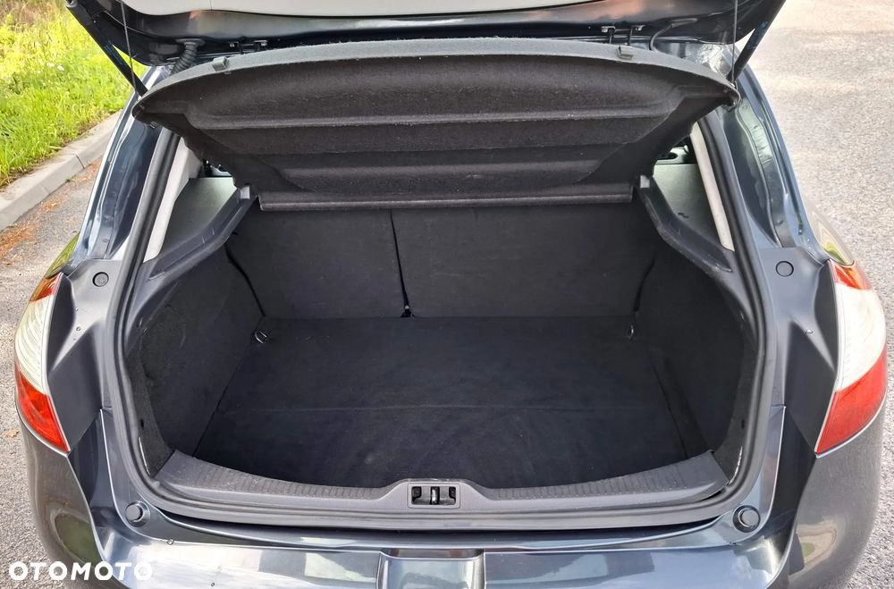 Renault Megane ENERGY dCi 110 Start & Stop Bose Edition - 18