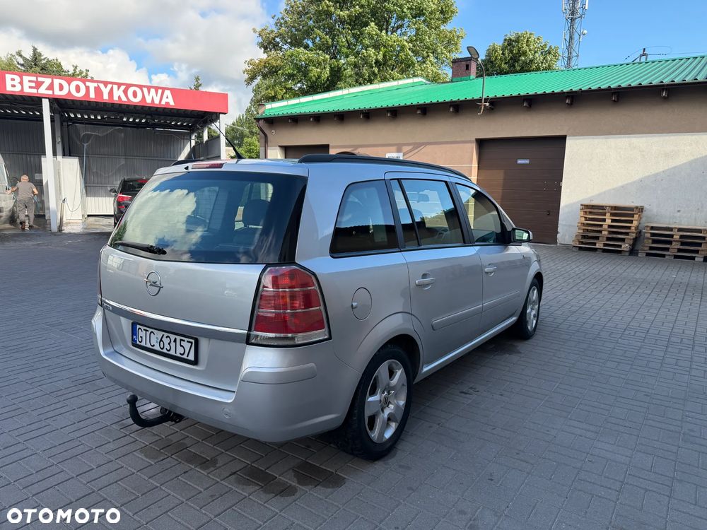 Opel Zafira 1.6 - 5