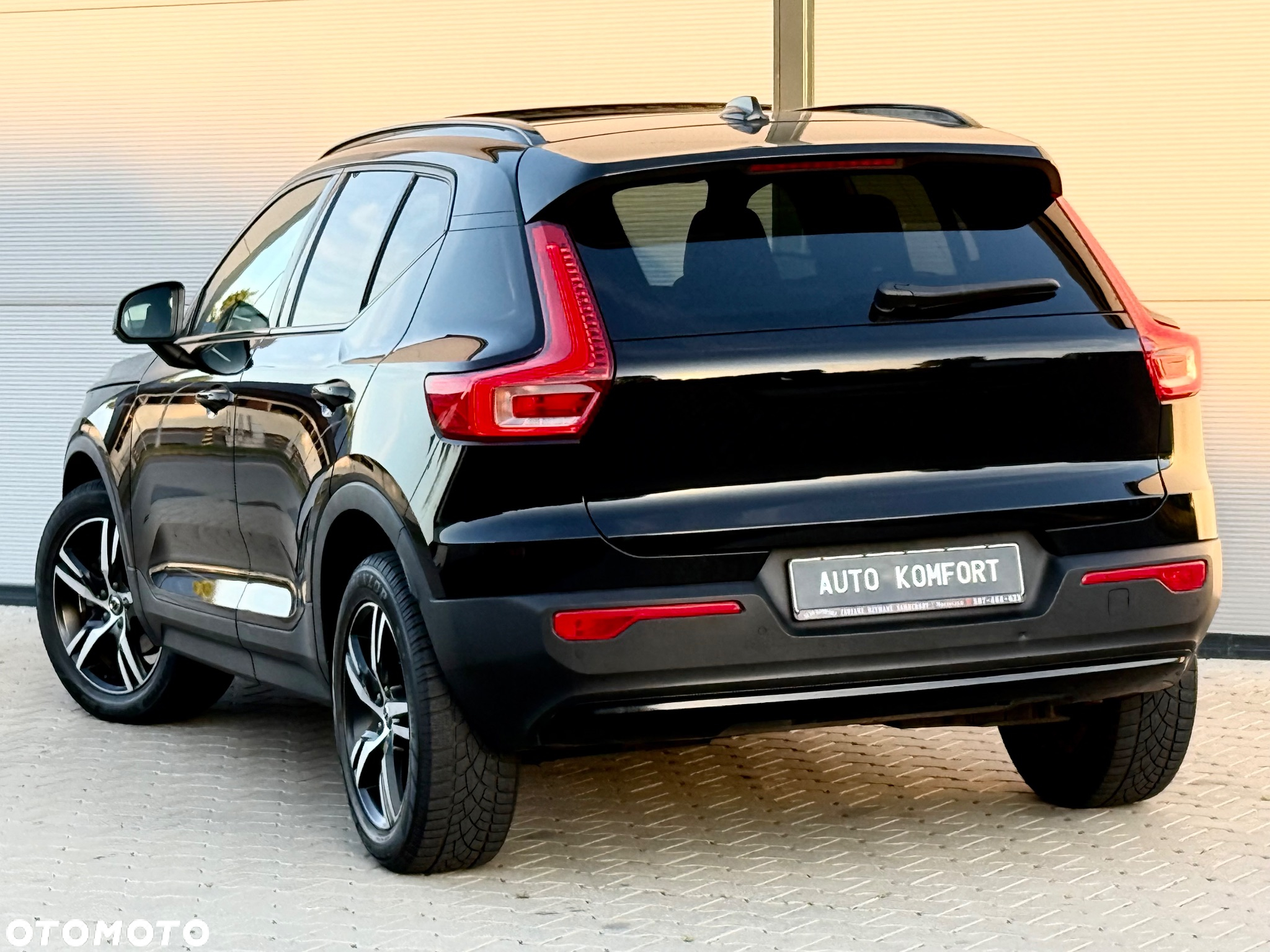 Volvo XC 40 T3 Geartronic RDesign - 17