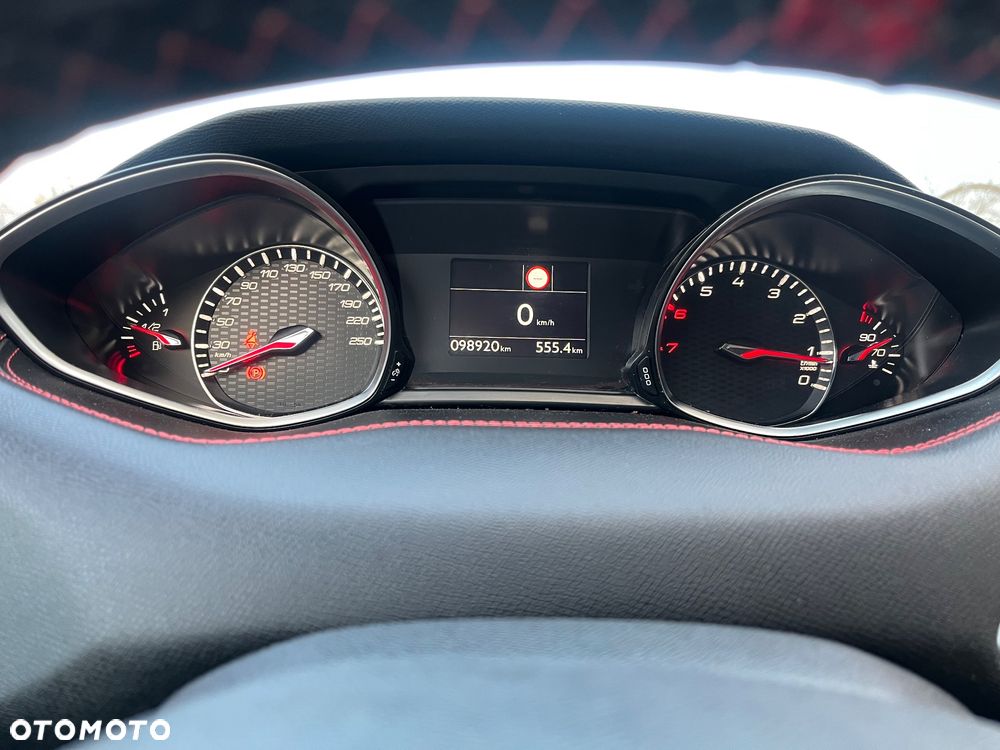 Peugeot 308 1.6 e-THP S&S GTi by Sport - 27