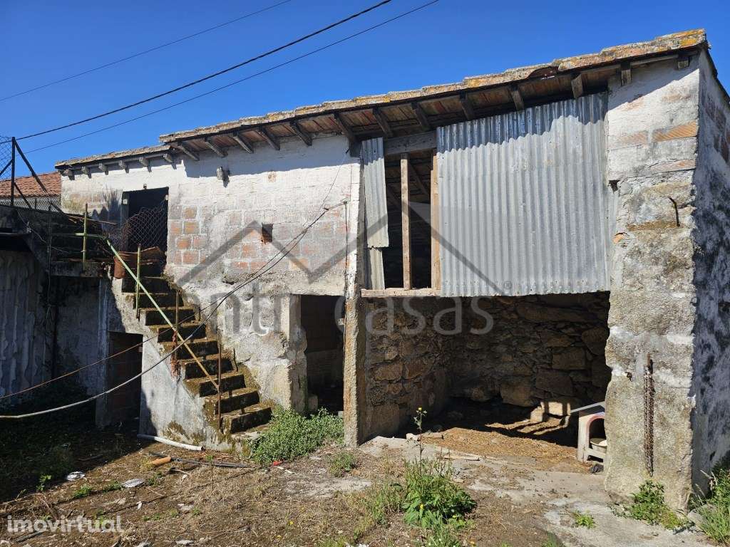 Quintinha com Moradia para Reconstrução - Grande imagem: 4/9