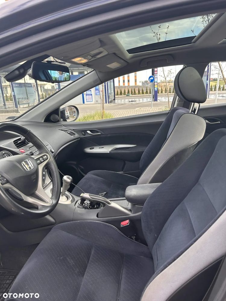 Honda Civic 1.8 Comfort - 5