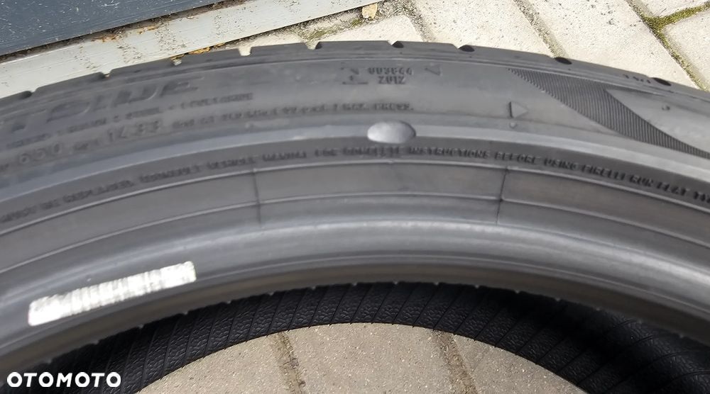 Pirelli P Zero 225/40R19 93 Y - 6