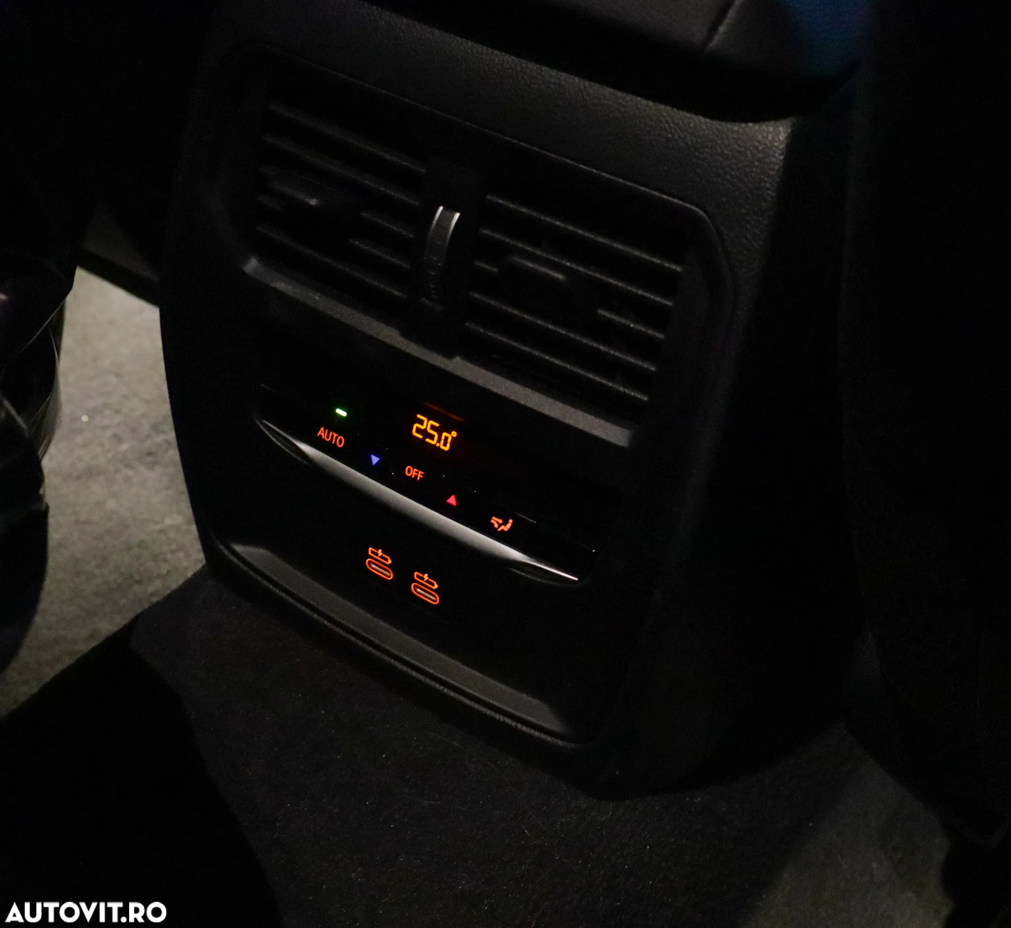 BMW Seria 3 320d xDrive AT MHEV - 32