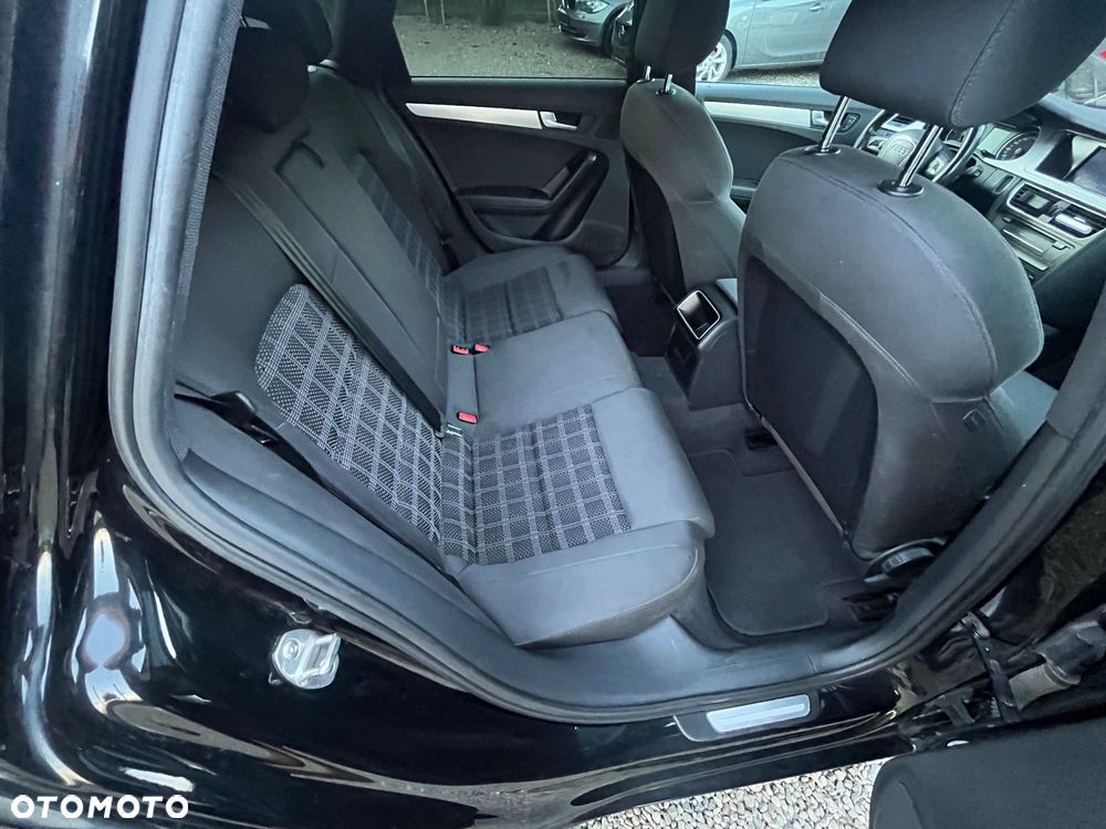 Audi A4 Avant - 25