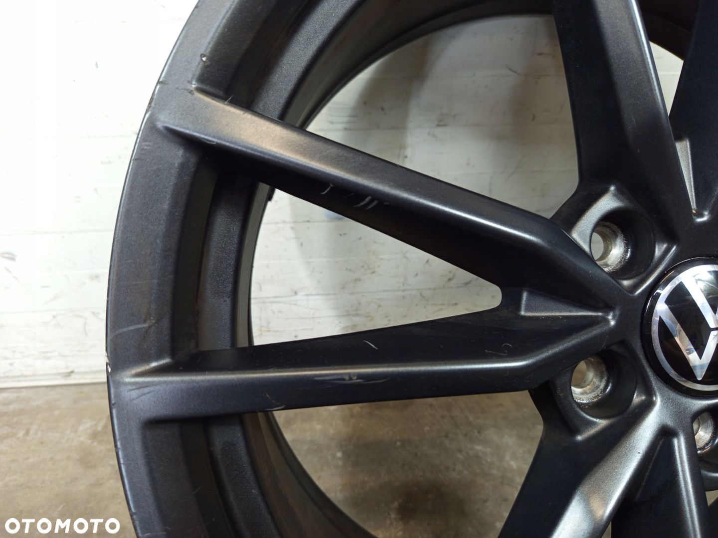 FELGA VW PASSAT 3G 3G0 PRETORIA 3G0601025 BH 19 19 8J ET44 5X112 - 3