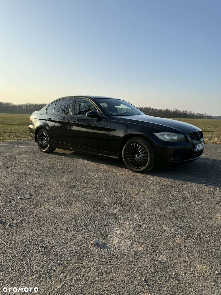 BMW Seria 3 - 1