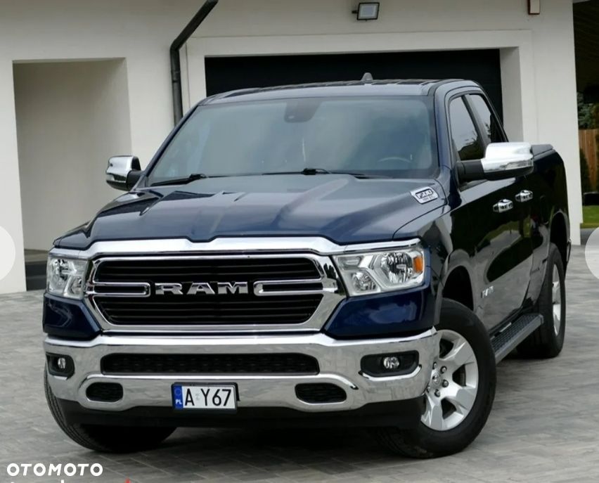 RAM 1500 5.7 Quad Cab Bighorn - 2