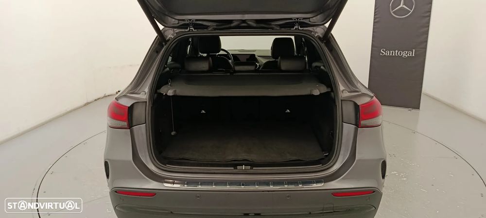 Mercedes-Benz GLA 180 d AMG Line - 33